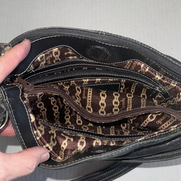 Tignanello Black Butter Leather Shoulder Bag - Picture 4 of 10